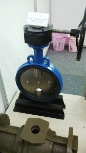 Kch nng ng?m  t th?y l?c 3 t?n LAUNCH TLT 630A