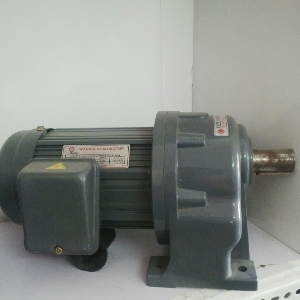 Kch nng ng?m  t th?y l?c 3 t?n LAUNCH TLT 630A