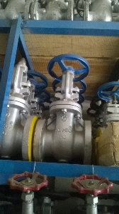 Kch nng ng?m  t th?y l?c 3 t?n LAUNCH TLT 630A
