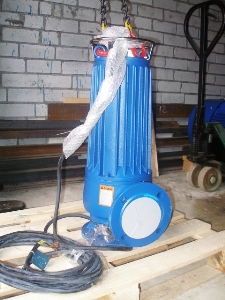 Kch nng ng?m  t th?y l?c 3 t?n LAUNCH TLT 630A