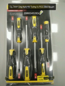 Kch nng ng?m  t th?y l?c 3 t?n LAUNCH TLT 630A