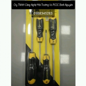 Kch nng ng?m  t th?y l?c 3 t?n LAUNCH TLT 630A