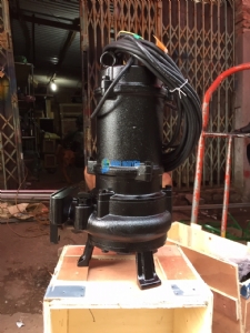 Kch nng ng?m  t th?y l?c 3 t?n LAUNCH TLT 630A