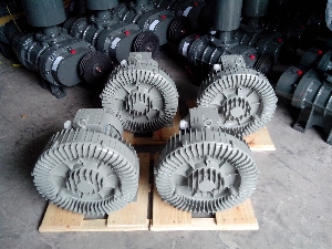 Kch nng ng?m  t th?y l?c 3 t?n LAUNCH TLT 630A