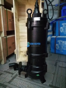 Kch nng ng?m  t th?y l?c 3 t?n LAUNCH TLT 630A